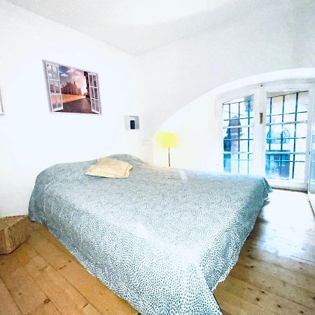 Apartment In 3 Minutes From Duomo Ingresso Via Dei Piatti ميلان المظهر الخارجي الصورة