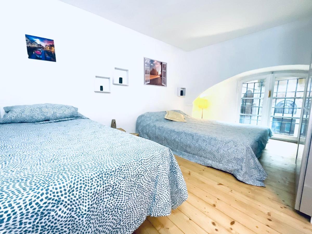 Apartment In 3 Minutes From Duomo Ingresso Via Dei Piatti ميلان المظهر الخارجي الصورة